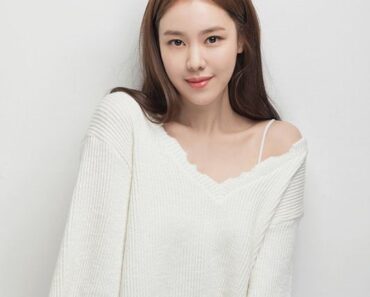 Kim Ye-won Wiki, Biography, Age, Family, Husband, Boyfriend, and More 3 Kim Ye