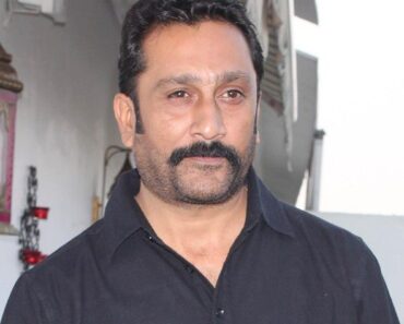 Mukesh Tiwari